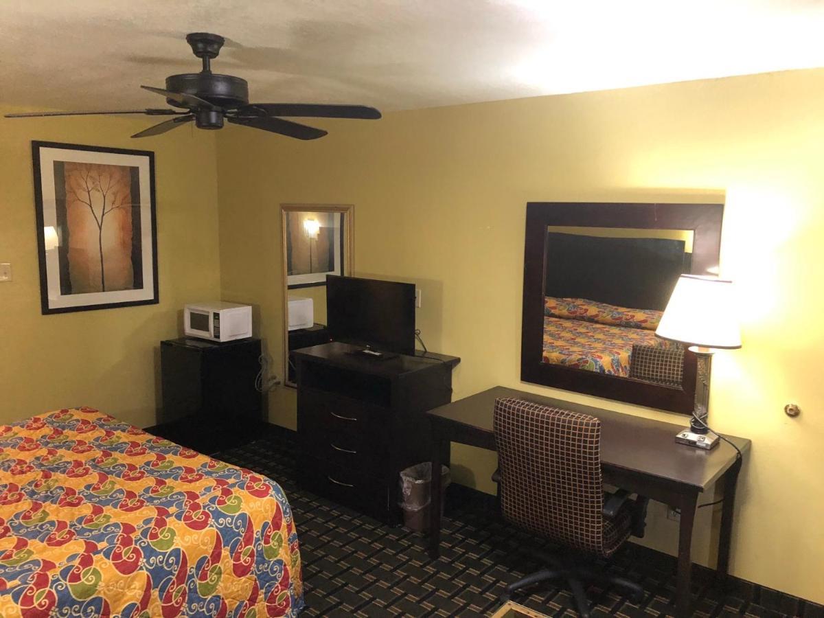 Kings Inn Mexia ภายนอก รูปภาพ